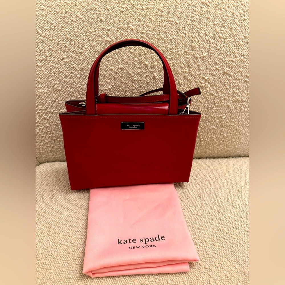 Kate spade red bag with removable strap